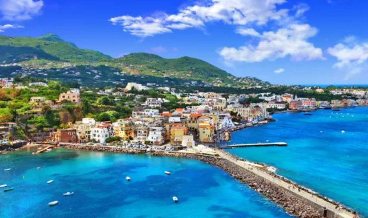 Ischia (Depositphotos foto) - www.statodonna.it