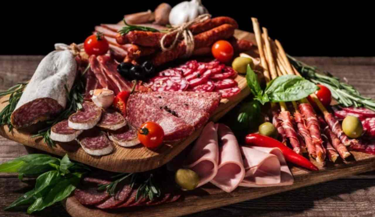 Salumi affettati (Depositphotos foto) - www.statodonna.it