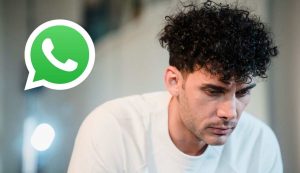 Uomo triste per WhatsApp