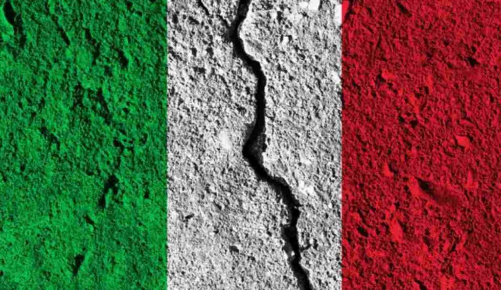 Italia spaccata in due (Depositphotos foto) - www.statodonna.it