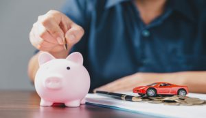 salvadanaio per tasse su auto e casa
