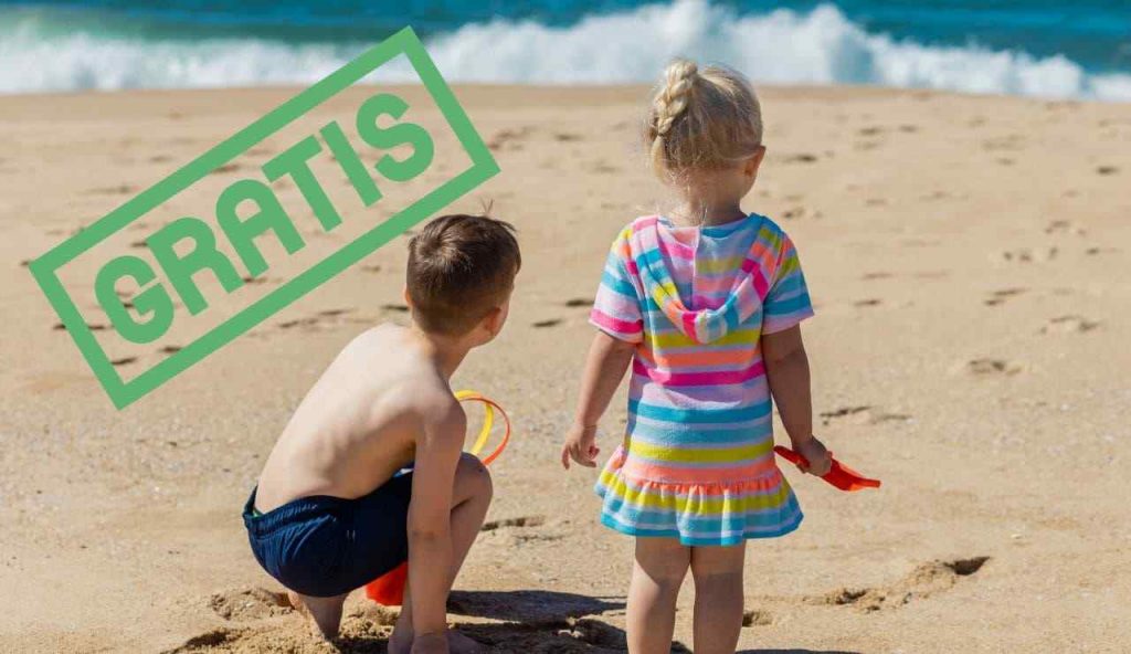 Spiaggia gratis per i figli
