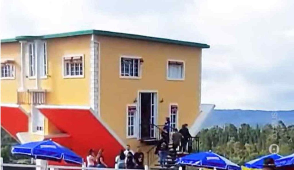 Casa capovolta