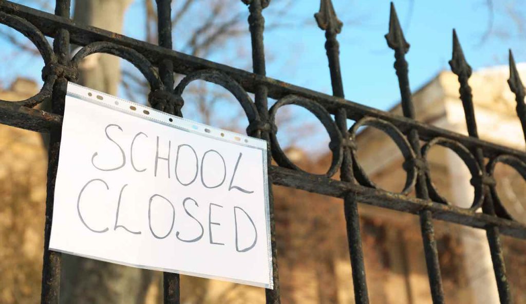 Non si andrà più a scuola