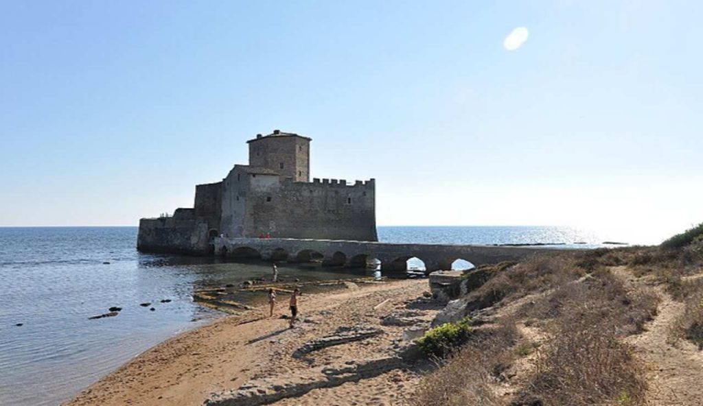 Torre Astura