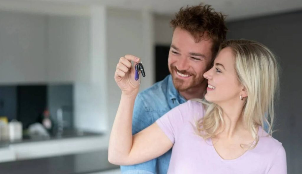 Coppia compra casa