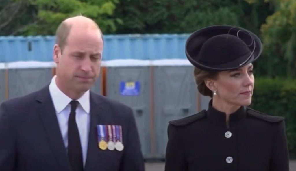 William e Kate (The independent - youtube screenshot) - www.statodonna.it