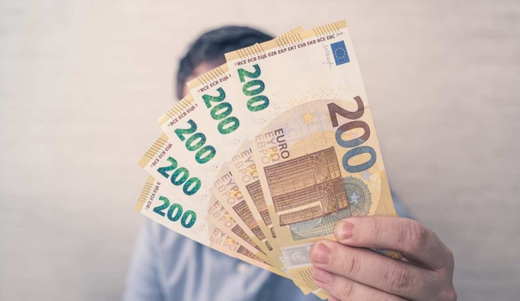 1000 euro