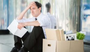 Lavoratore licenziato (Depositphotos foto) - www.statodonna.it