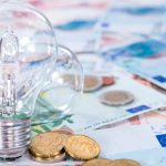 Risparmio in bolletta (Depositphotos foto) - www.statodonna.it