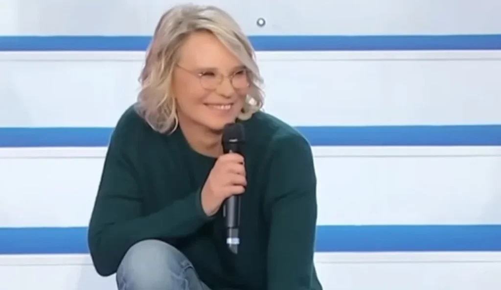 Maria De Filippi sorridente
